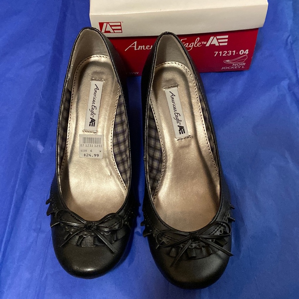 Black Wedges